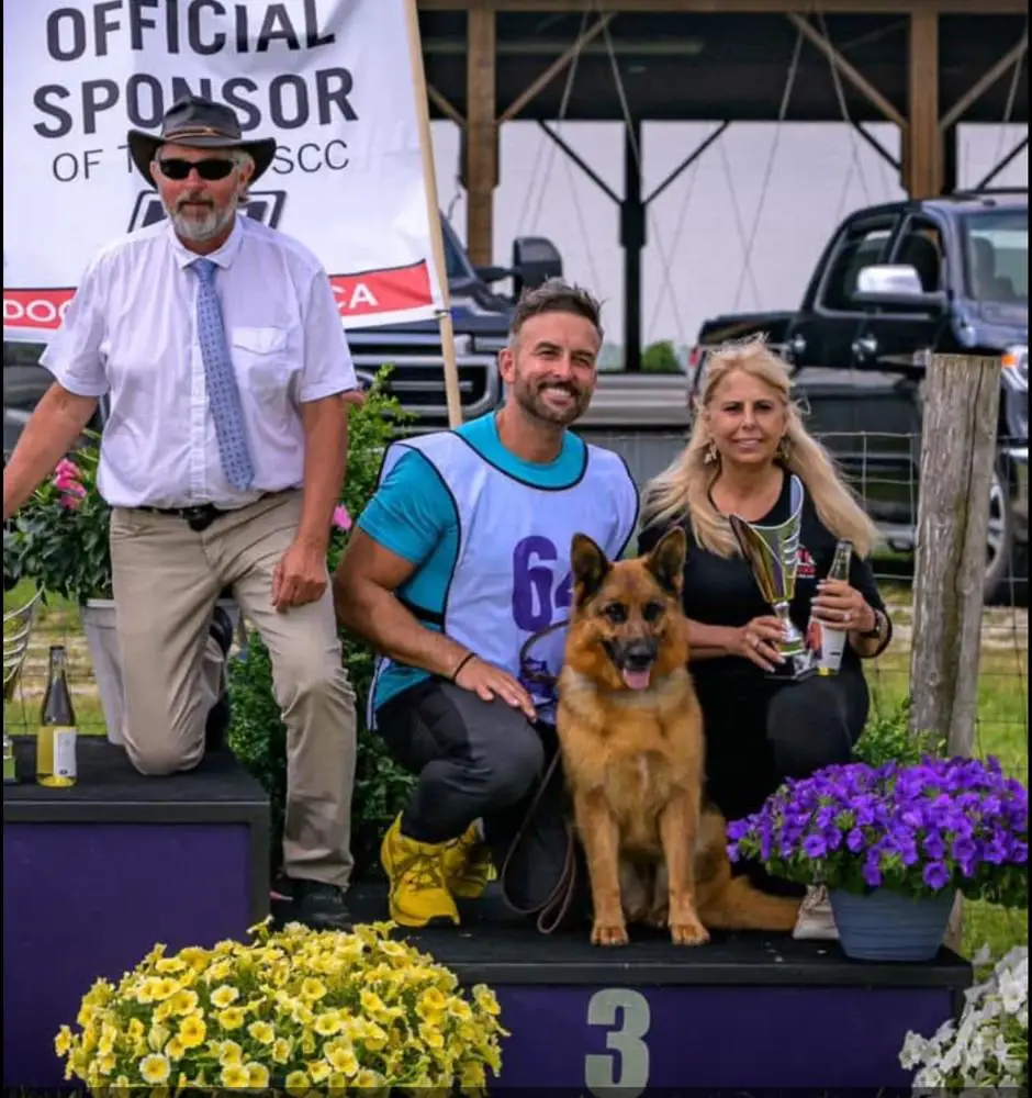 SG3,GCH Delta Vom Redwood